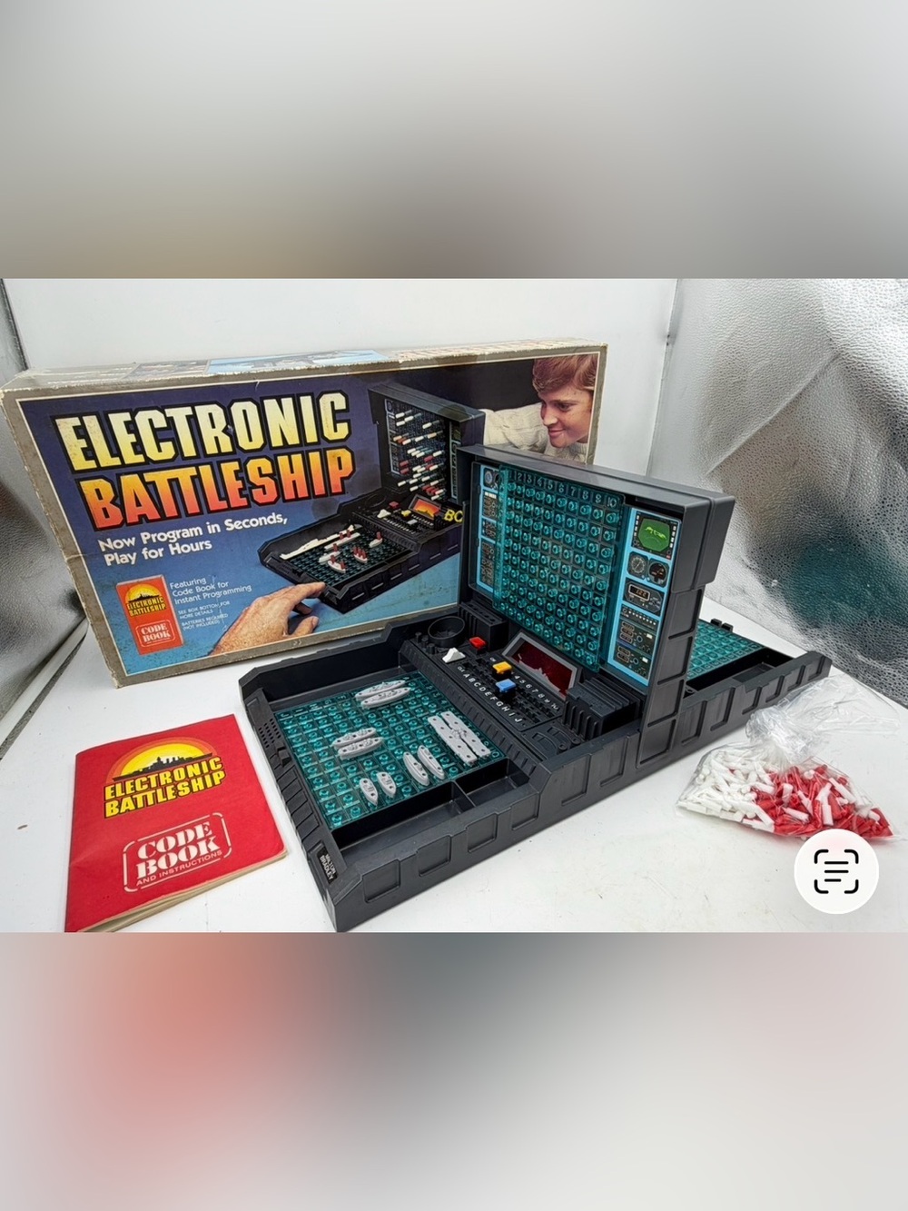 Vintage 1982 Electronic Battleship Game Milton Bradley 4750 Box - Tested.